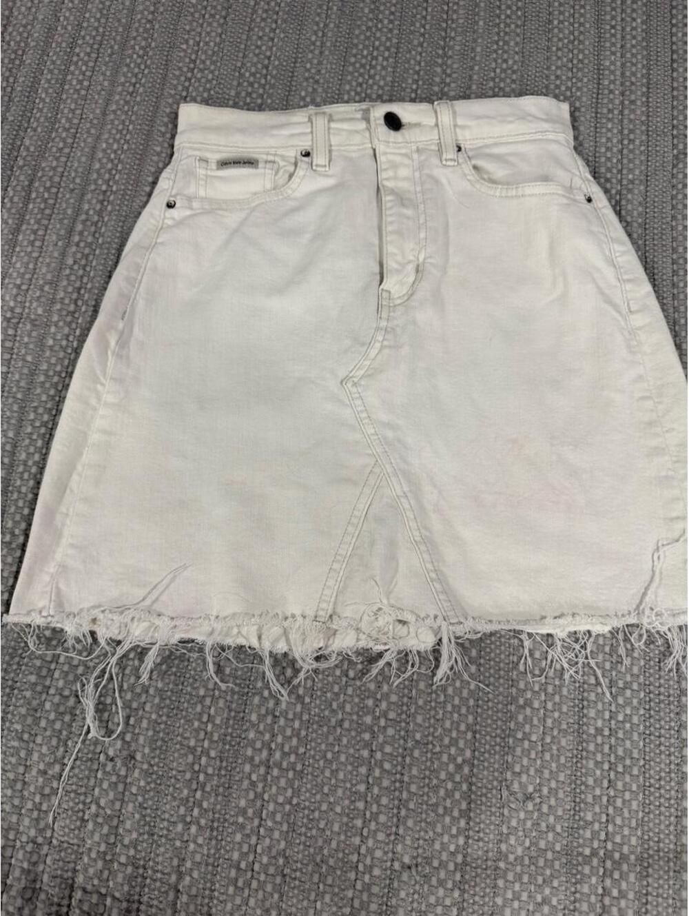 Calvin Klein Jeans Women's White Skirt